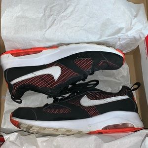 Nike Women’s athletic shoes